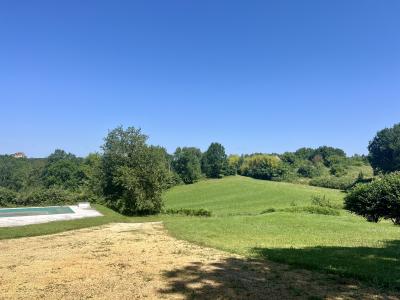 Detached Country House with Pool and Open Views