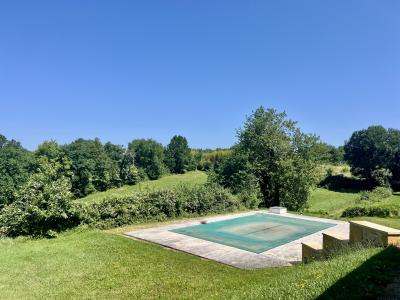 Detached Country House with Pool and Open Views