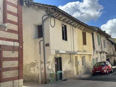 Period Cottage To Renovate with Barn