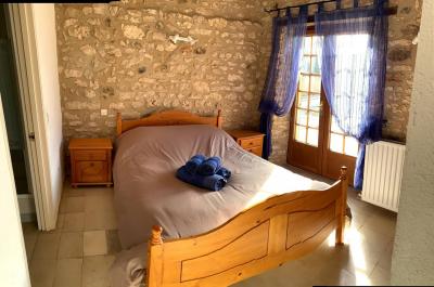 Superb Detached Country House with Swimming Pool