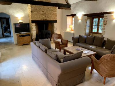 Superb Detached Country House with Swimming Pool