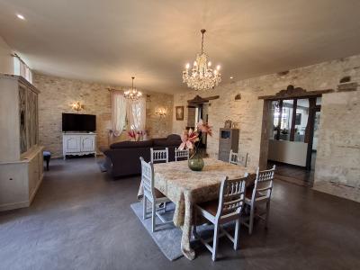 Period Property With Swimming Pool