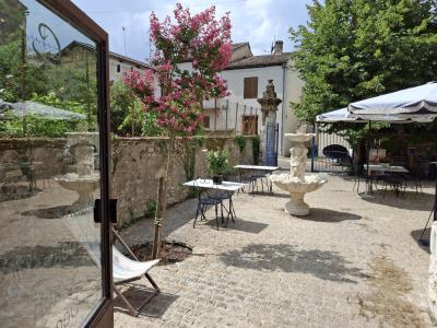 Period Property With Swimming Pool