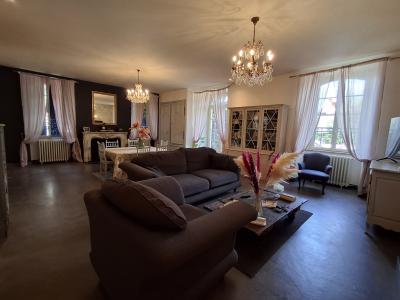 Period Property With Swimming Pool
