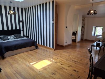 Period Property With Swimming Pool