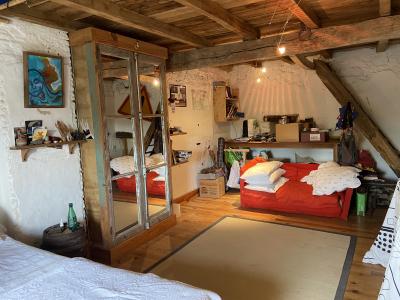 Stunning Country House with Land and Outbuilding