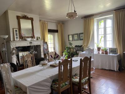 Stunning Country House with Land and Outbuilding