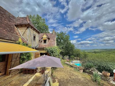 Detached Country House with Swimming Pool and Open Views