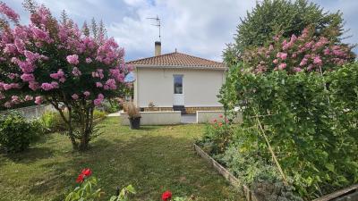 Single Storey House in Calm Setting