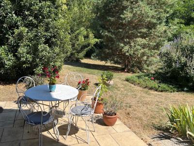 Detached Country House with Outbuildings and Lovely Pool