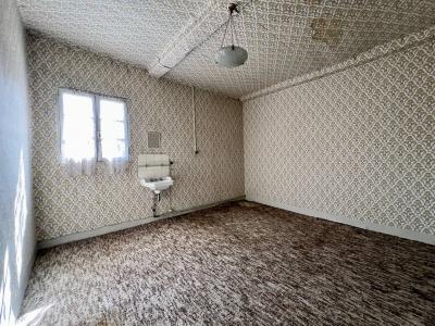 Vast Town House with Lots of Potential