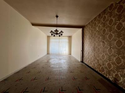 Vast Town House with Lots of Potential