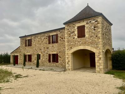 Contemporary Perigourdine Detached House with Swimming Pool