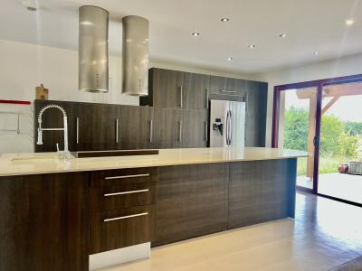 Contemporary Perigourdine Detached House with Swimming Pool
