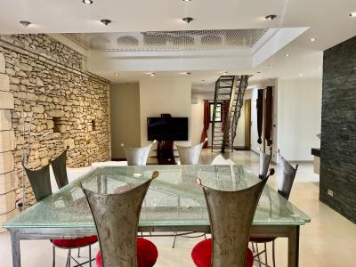 Contemporary Perigourdine Detached House with Swimming Pool