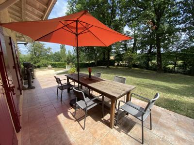 Detached Country House with Landscaped Garden