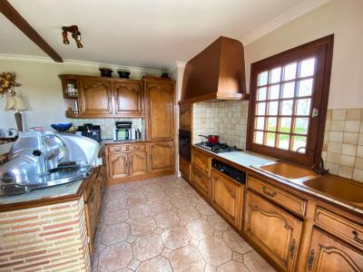 Detached Country House with Landscaped Garden