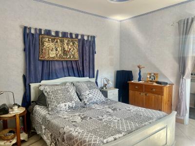 Detached House and Large Garden with Open Views