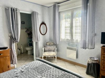 Detached House and Large Garden with Open Views