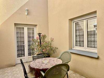 Detached House and Large Garden with Open Views