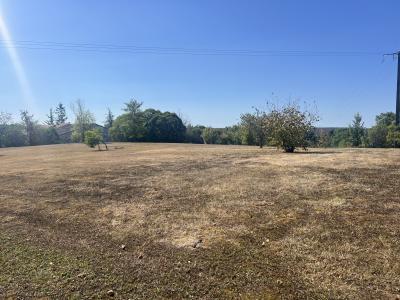 Detached House and Large Garden with Open Views