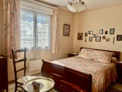 Detached House and Large Garden with Open Views