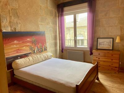 Town House with Business Opportunity