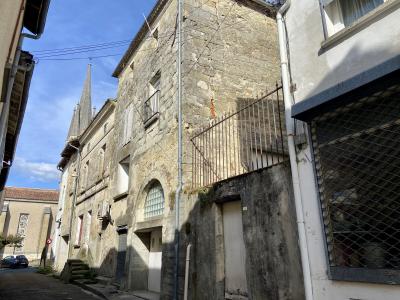 Town House with Business Opportunity