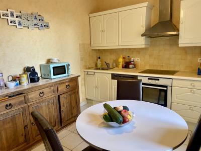 Town House with Business Opportunity