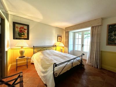 Detached Country House with Guest Cottage and Pool