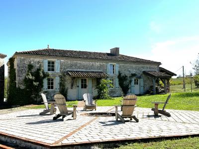 Detached Country House with Guest Cottage and Pool