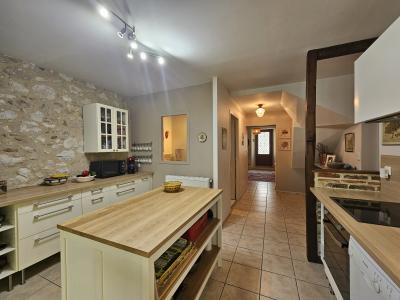 Delightful House with Garden in Great Location