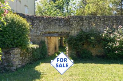Main Property, Guest Gite, Pool in Stunning Grounds