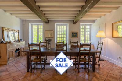 Main Property, Guest Gite, Pool in Stunning Grounds