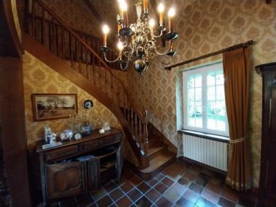 Detached Country House with Terrace and Large Garden