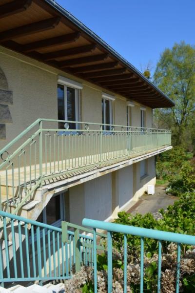Detached Country House with Terrace and Large Garden