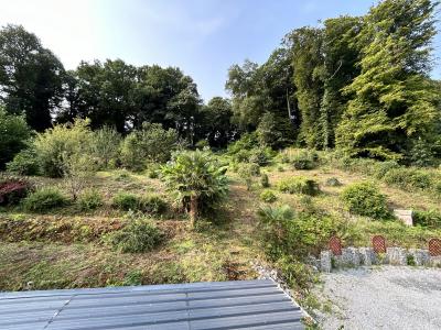 Detached House Full of Character with Garden