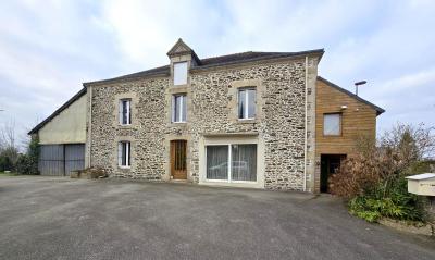 Detached House with Guest Gite Accommodation