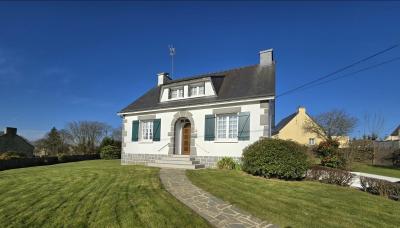 Neo-Breton Detached House with Garden