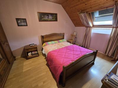 Traditional House with Nice Garden