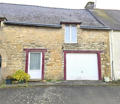 Traditional House with Nice Garden