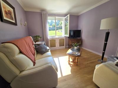 Beautiful Detached House with Mature Garden