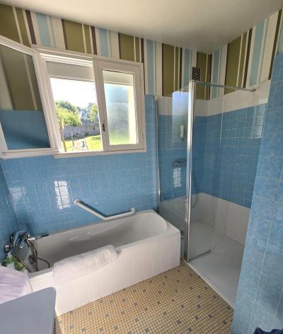 Beautiful Detached House with Mature Garden