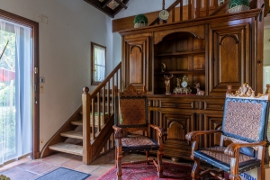 Detached Country House with Swimming Pool