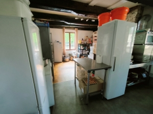 Property with Freehold Business in Lovely Location