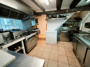 Property with Freehold Business in Lovely Location