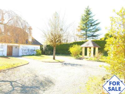 Stunning Detached House and Landscaped Garden