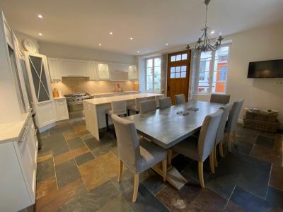 Beautiful and Luxurious Town House