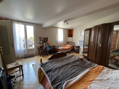 Charming Detached Country House with Pool