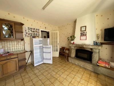 Nice Two Bedroom House with Garden